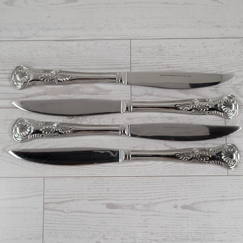 Reed & Barton Select Kings 4 Steak Knives Silver Stainless Steel Shell Scroll